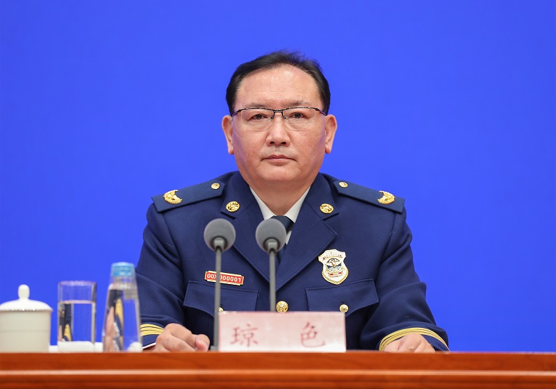 jiz黄色应急部党组成员、消防救援局局长琼色出席新闻发布会